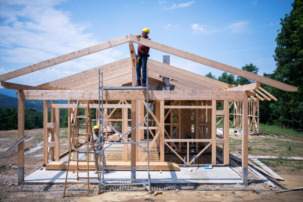 Best Roof Repair Services  in Happy Valley, CA